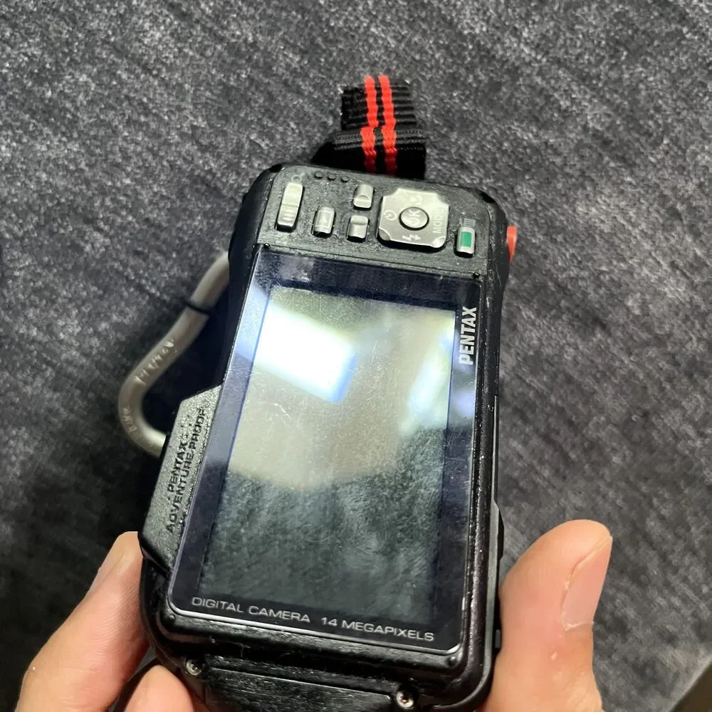 Pentax Optio WG-10 RED GPS Waterproof Underwater Digital Camera *Read*